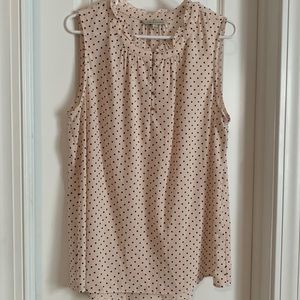 41 Hawthorne Size L Light Pink with black polka dots and gold button front